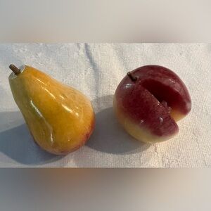 Vintage Italian Alabaster Fruit
Set of 2 Peach & Pear 
EUC